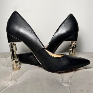 Katy Perry the Suzzie chain heel pump